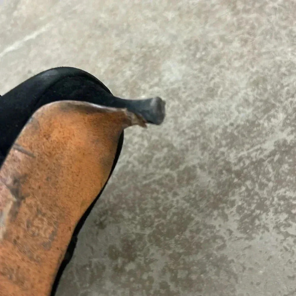 Bruno magli  suede kitten heels pointy toe boots - Picture 3 of 6